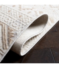 Safavieh Hanna Ivory / Beige HAN100 6 ft. 7 in. X 6 ft. 7 in. Round Rug