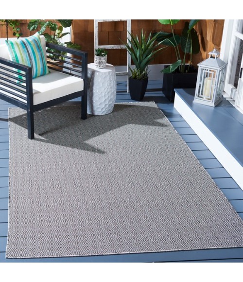 Safavieh Hampton Grey / Black HTN230 8 ft. X 10 ft. Rectangle Rug