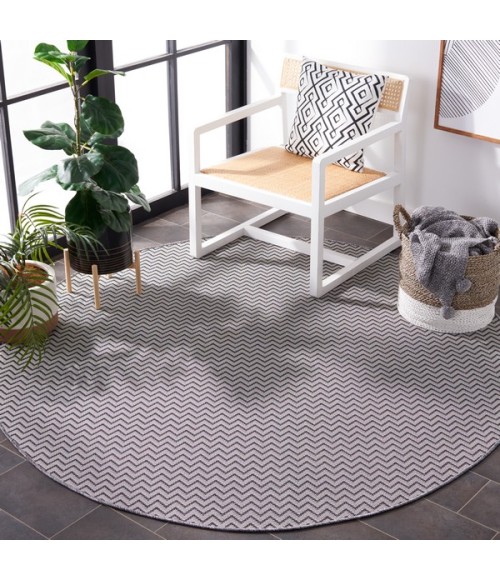 Safavieh Hampton Black / Grey HTN237 6 ft. 5 in. X 6 ft. 5 in. Round Rug
