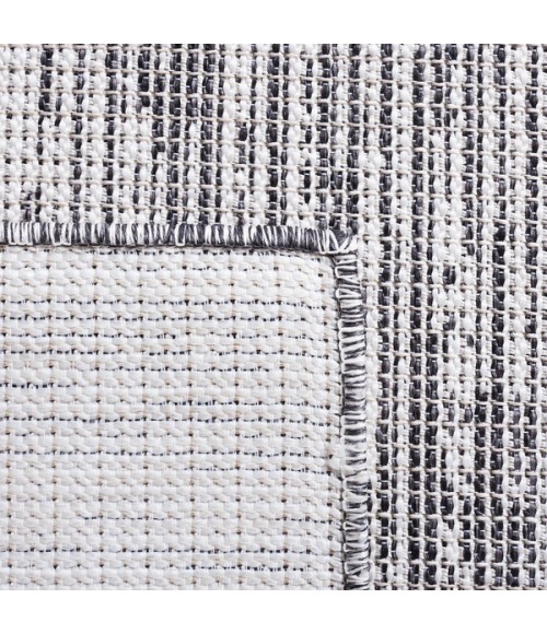 Safavieh Hampton Black / Beige HTN238 2 ft. X 9 ft. Runner Rug