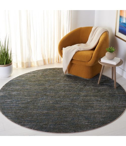 Safavieh Lasa Green / Gold LAS104 4 ft. X 4 ft. Round Rug