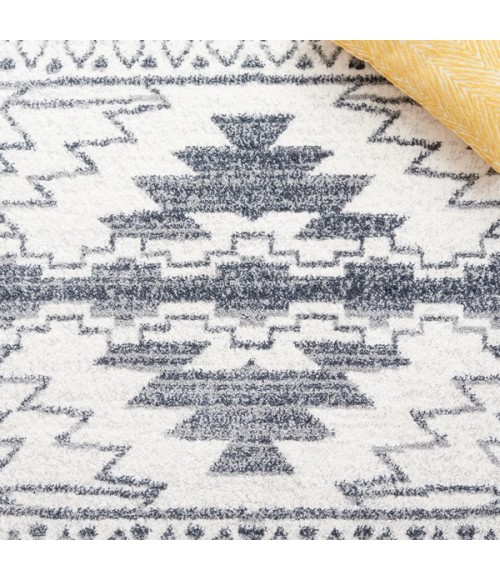 Safavieh Layla Ivory / Grey Rug LAY105 6 ft. 7 in. X 6 ft. 7 in. Round - Rugs Town Safavieh Layla Ivory / Grey LAY105 6 ft. 7 in. X 6 ft. 7 in. Round Rug