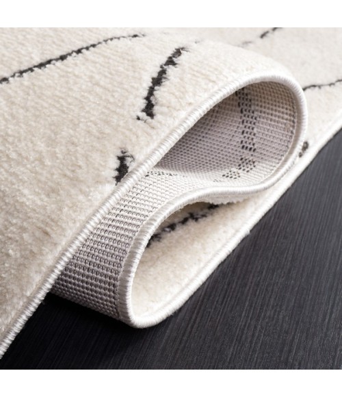 Safavieh Melody Ivory / Black MEL112 2 ft. 2 in. X 8 ft. Runner Rug