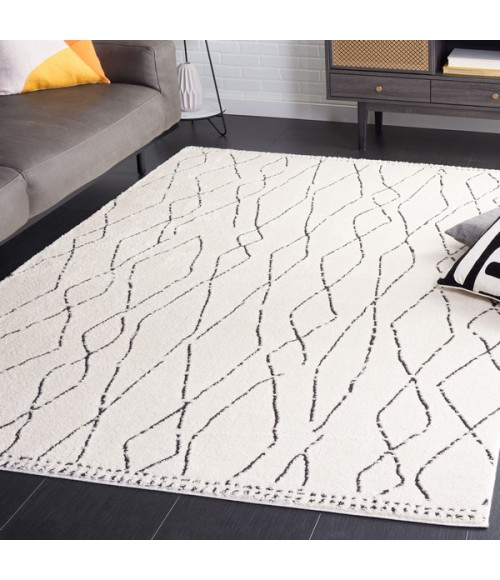 Safavieh Melody Ivory / Black MEL112 5 ft. 3 in. X 7 ft. 6 in. Rectangle Rug