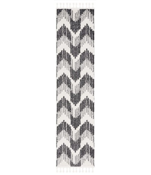 Safavieh Moroccan Tassel Ivory / Black MRT101 2 ft. 2 in. X 9 ft. Runner Rug
