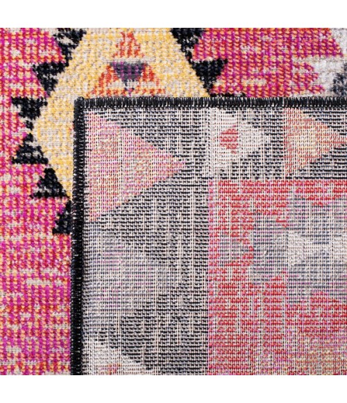 Safavieh Montage  Pink / Black MTG201 6 ft. 7 in. X 6 ft. 7 in. Square Rug