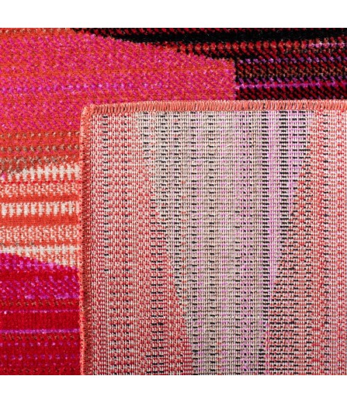 Safavieh Montage  Red / Fuchsia MTG301 6 ft. 7 in. X 6 ft. 7 in. Round Rug