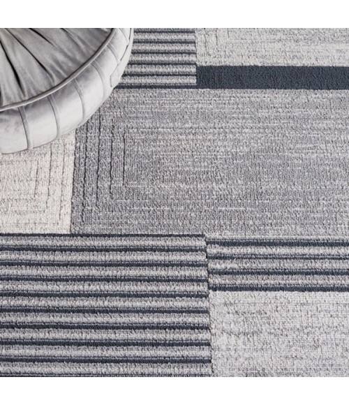 Safavieh Odyssey Grey / Black Ivory ODY816 6 ft. 7 in. X 6 ft. 7 in. Square Rug
