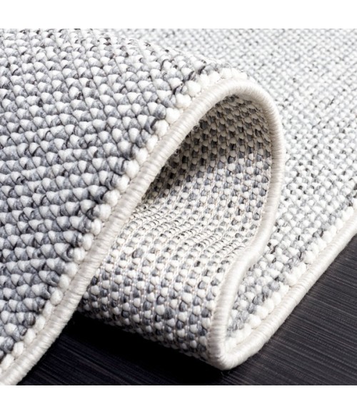 Safavieh River Grey / Ivory RVR600 2 ft. 2 in. X 8 ft. Runner Rug