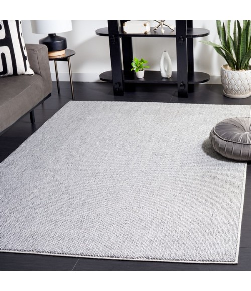 Safavieh River Grey / Ivory RVR600 8 ft. X 10 ft. Rectangle Rug