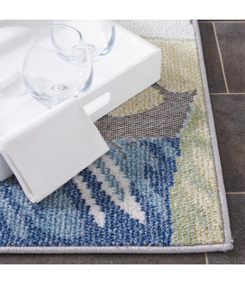 Safavieh Sarasota Light Green / Navy SAR106 6 ft. 7 in. X 6 ft. 7 in. Square Rug