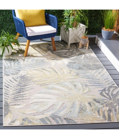 Safavieh Sarasota Light Green / Ivory SAR112 4 ft. 5 in. X 6 ft. 5 in. Rectangle Rug