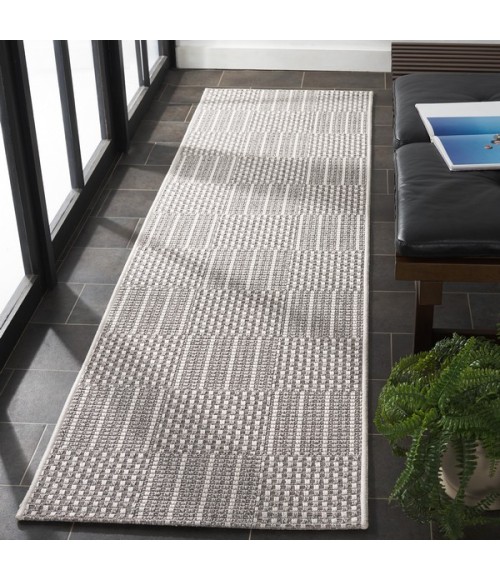 Safavieh Sisal All-Weather Grey / Ivory SAW648 2 ft. 2 in. X 8 ft. Runner Rug