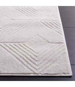 Safavieh Saylor Ivory SAY101 6 ft. 3 in. X 6 ft. 3 in. Square Rug