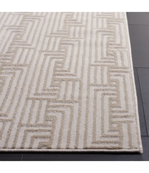 Safavieh Saylor Beige / Ivory SAY102 4 ft. X 6 ft. Rectangle Rug