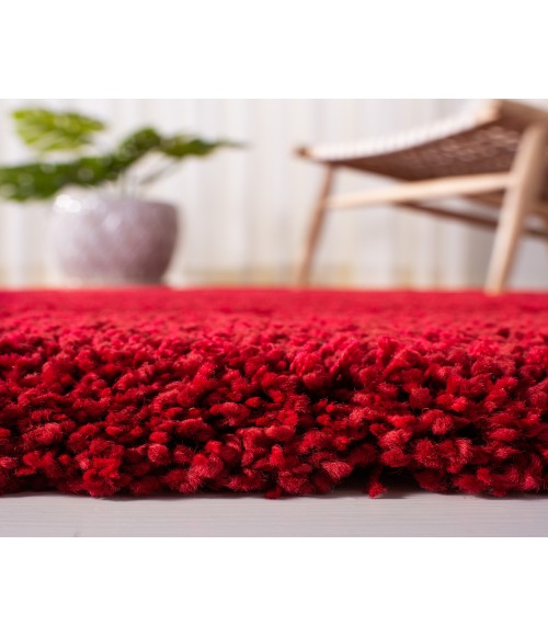Safavieh Milan Shag Red SG180 2 ft. X 12 ft. Runner Rug