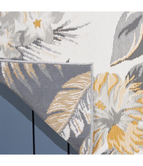 Safavieh Sunrise Ivory / Grey Gold SUN671 4 ft. X 5 ft. 7 in. Rectangle Rug