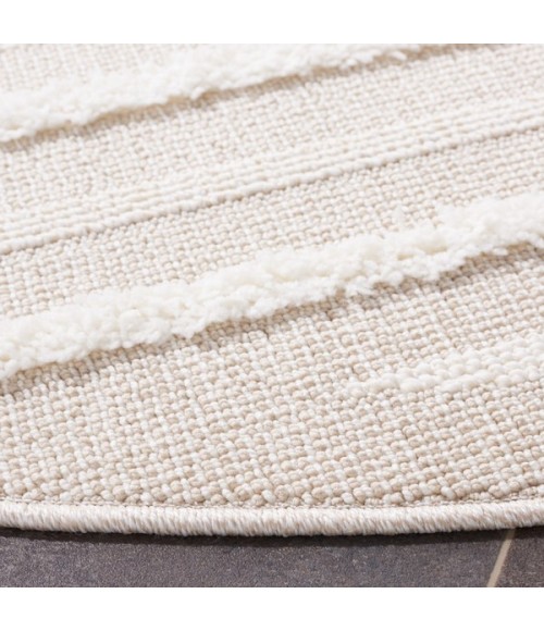 Safavieh Trends Beige / Ivory TRD102 6 ft. 7 in. X 6 ft. 7 in. Round Rug