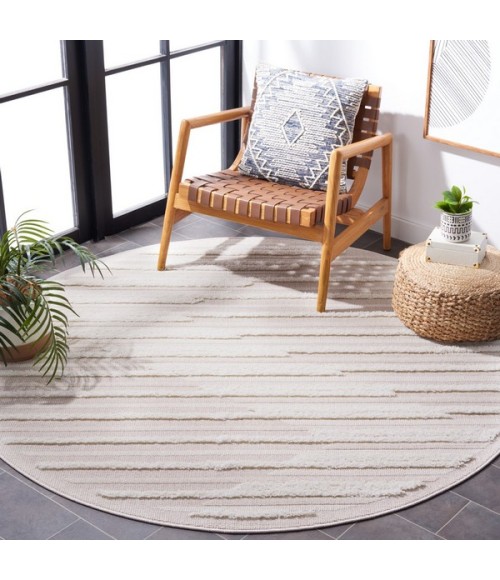 Safavieh Trends Beige / Ivory TRD102 6 ft. 7 in. X 6 ft. 7 in. Round Rug