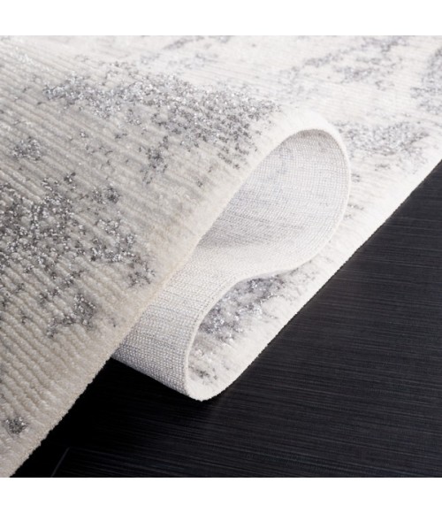 Safavieh Whisper Ivory / Grey Rug WHS548 6 ft. 7 in. X 6 ft. 7 in. Square - Rugs Town Safavieh Whisper Ivory / Grey WHS548 6 ft. 7 in. X 6 ft. 7 in. Square Rug
