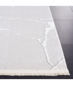 Safavieh Whisper Grey / Ivory WHS552 2 ft. 2 in. X 8 ft. Runner Rug