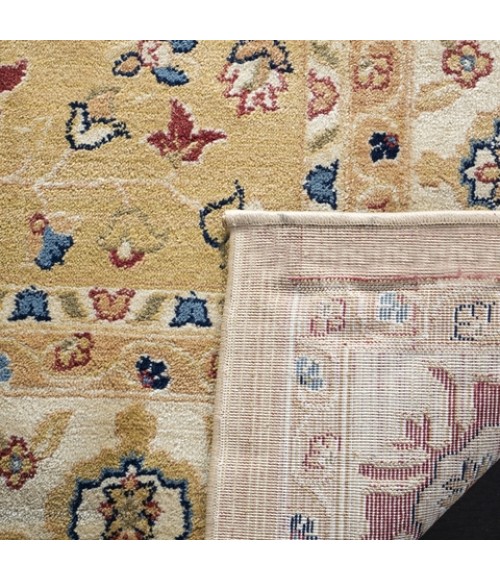 Safavieh Austin AUS1610 Beige / Cream 4' X 5'-7" Rectangle Area Rug