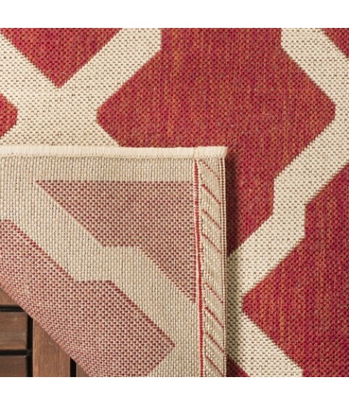 Safavieh Beach House BHS122 Red / Creme 5'-3" X 7'-6" Rectangle Area Rug