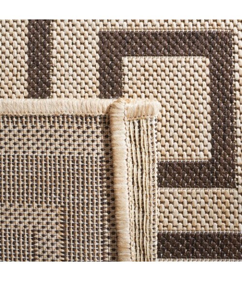 Safavieh Beach House BHS123 Creme / Brown 6'-7" X 9'-2" Rectangle Area Rug
