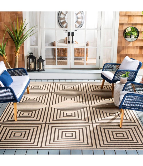 Safavieh Beach House BHS123 Creme / Brown 6'-7" X 9'-2" Rectangle Area Rug