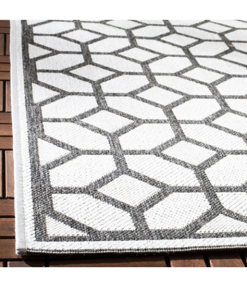 Safavieh Beach House BHS127 Light Grey / Charcoal 2'-2" X 8' Runner Area Rug