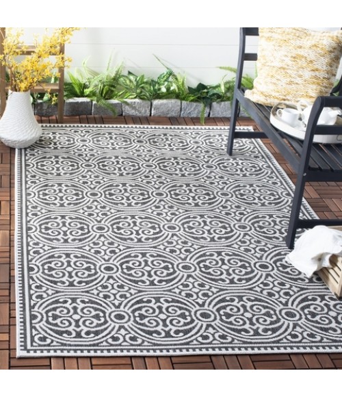 Safavieh Beach House BHS134 Light Grey / Charcoal 4' X 6' Rectangle Area Rug