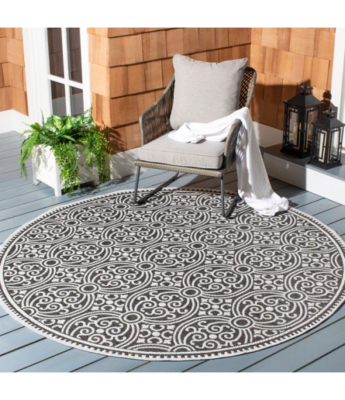 Safavieh Beach House BHS134 Light Grey / Charcoal 4' X 4' Round Area Rug
