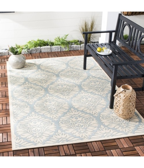 Safavieh Beach House BHS135 Aqua / Cream 5'-3" X 7'-6" Rectangle Area Rug