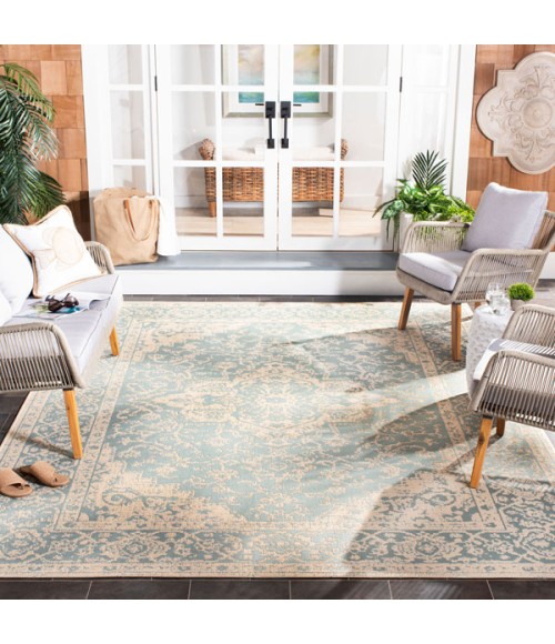 Safavieh Beach House BHS137 Aqua / Cream 2'-2" X 4' Accent Area Rug