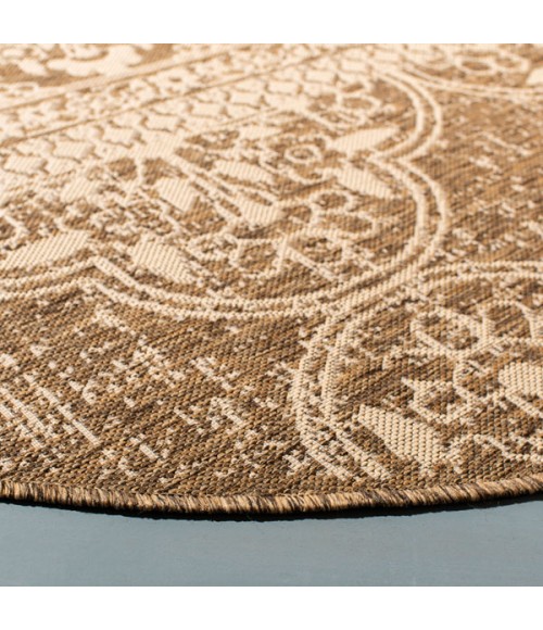 Safavieh Beach House BHS174 Cream / Beige 6'-7" X 6'-7" Square Area Rug