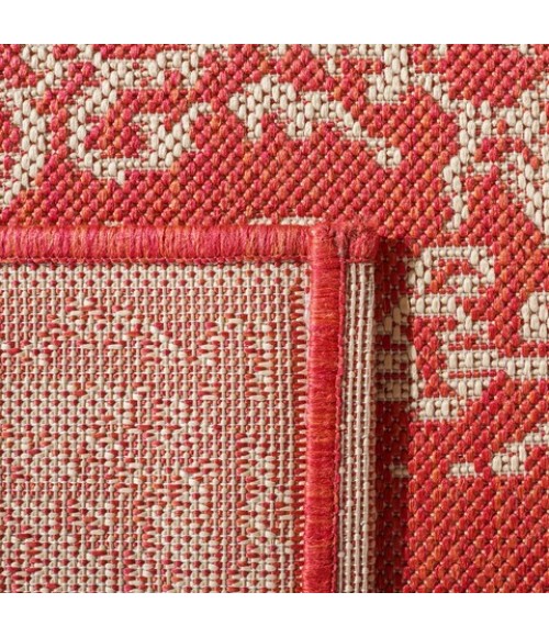 Safavieh Beach House BHS180 Red / Creme 4' X 4' Square Area Rug