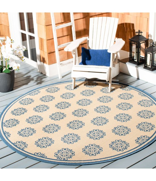 Safavieh Beach House BHS181 Blue / Creme 6'-7" X 6'-7" Round Area Rug