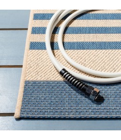 Safavieh Beach House BHS222 Beige / Blue 6'-7" X 6'-7" Round Area Rug