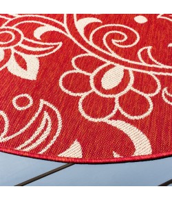 Safavieh Beach House BHS246 Red / Beige 6'-7" X 6'-7" Round Area Rug