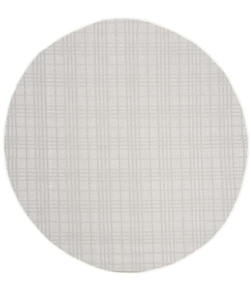 Safavieh Bermuda BMU802 Ivory / Light Grey 5'-3" X 5'-3" Round Area Rug