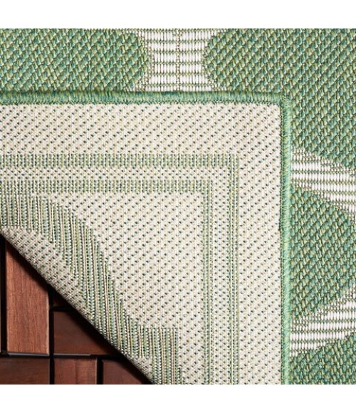 Safavieh Bermuda BMU810 Green / Ivory 2' X 8' Runner Area Rug