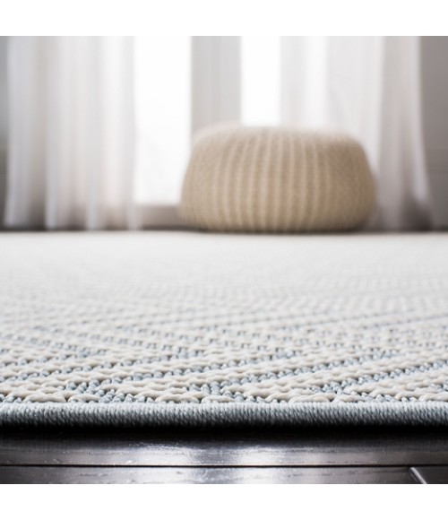 Safavieh Bermuda BMU812 Light Blue / Cream 9' X 12' Rectangle Area Rug