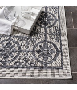 Safavieh Bermuda BMU815 Ivory / Charcoal 5'-3" X 7'-6" Rectangle Area Rug