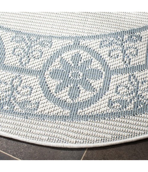 Safavieh Bermuda BMU815 Ivory / Light Blue 2' X 8' Runner Area Rug
