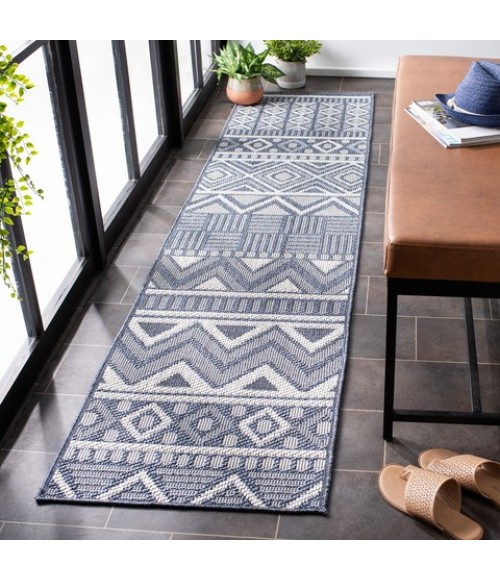 Safavieh Bermuda BMU818 Navy / Creme 2' X 8' Runner Area Rug