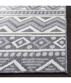 Safavieh Bermuda BMU818 Navy / Creme 2' X 8' Runner Area Rug