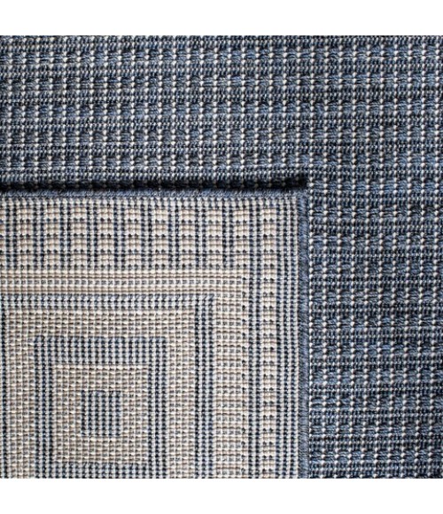 Safavieh Bermuda BMU820 Dark Blue / Ivory 8' X 8' Round Area Rug
