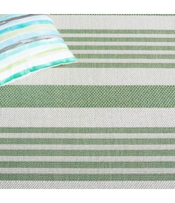 Safavieh Bermuda BMU828 Green / Ivory 2' X 8' Runner Area Rug