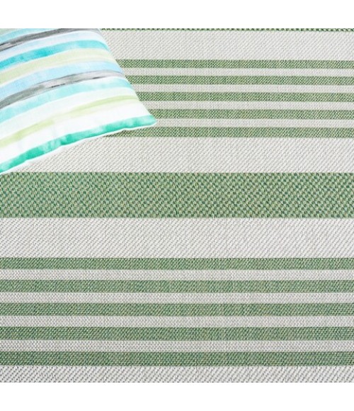 Safavieh Bermuda BMU828 Green / Ivory 2' X 8' Runner Area Rug