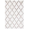 Safavieh Barcelona Shag BSG319 Ivory / Silver 2'-3" X 4' Accent Area Rug